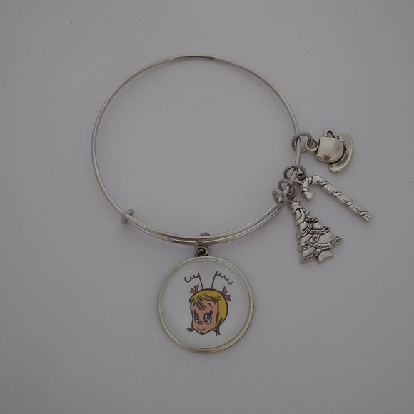 Christmas Grinch Cindy Lou Who Bangle Bracelet - Picture 1 of 1